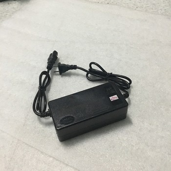 Sạc Humi 24V 12Ah (chân vuông đặc)