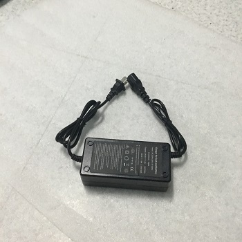 Sạc Humi 24V 12Ah (chân vuông đặc)