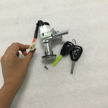 Khoá điện xe Gogo chốt dài