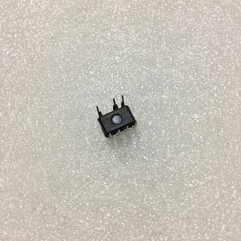 P1027P65 NCP1027P65 DIP7 (mới, chính hãng)