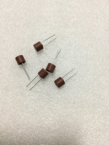 (5 cái) Cầu chì tròn 250V 382 T4A 8x8mm