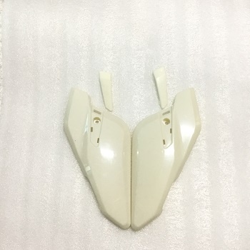 Ốp hông 2 bên dưới yên sau xe điện Michi A6, xe 2 yên xe cỏ (nhựa nguyên sinh, không màu)