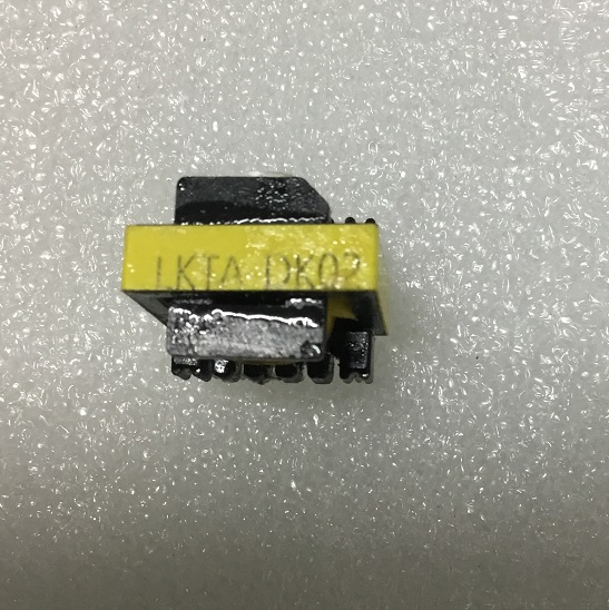 Biến Áp Xung Máy Lạnh Daikin (IC nguồn A6061)