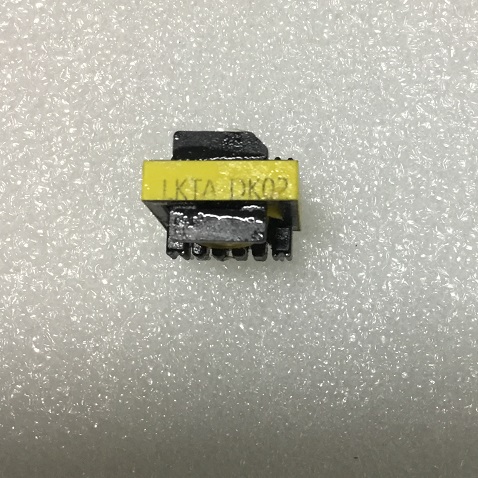 Biến Áp Xung Máy Lạnh Daikin (IC nguồn A6061)