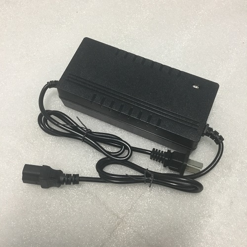 Sạc pin 48V 15Ah hàng chất lượng (54.6V 3A)