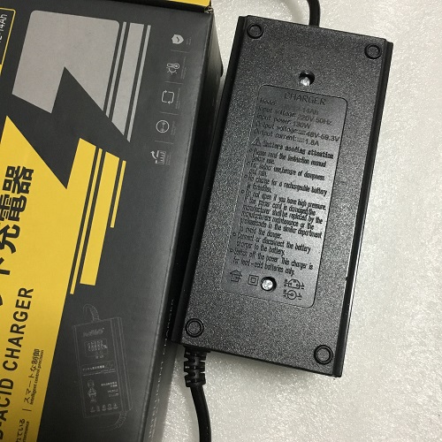 Sạc xe điện BLQ 48V 12Ah hàng cao cấp chống phù bình, tự nhận diện bình an toàn sử dụng