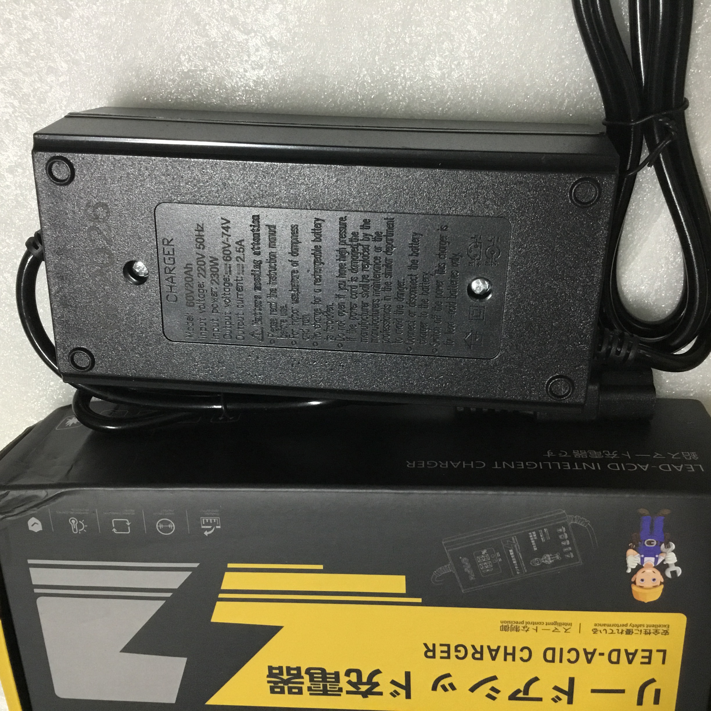 Sạc xe điện BLQ 60V 20Ah hàng cao cấp chống phù bình, tự nhận diện bình an toàn sử dụng