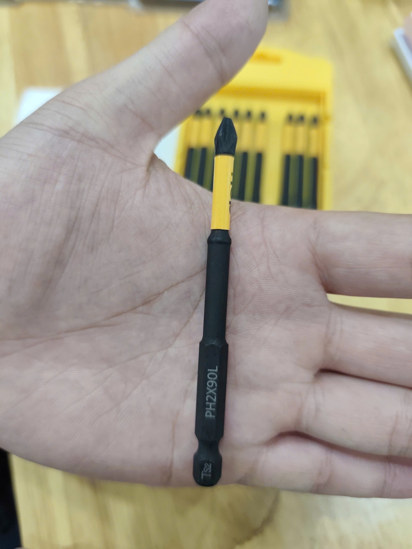 Mũi vít chống trượt PH2x90mm