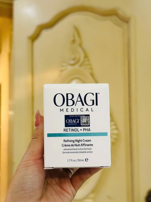 Review-Kem-duong-ban-dem-Obagi-Medical-Retinol-PHA-1.jpg