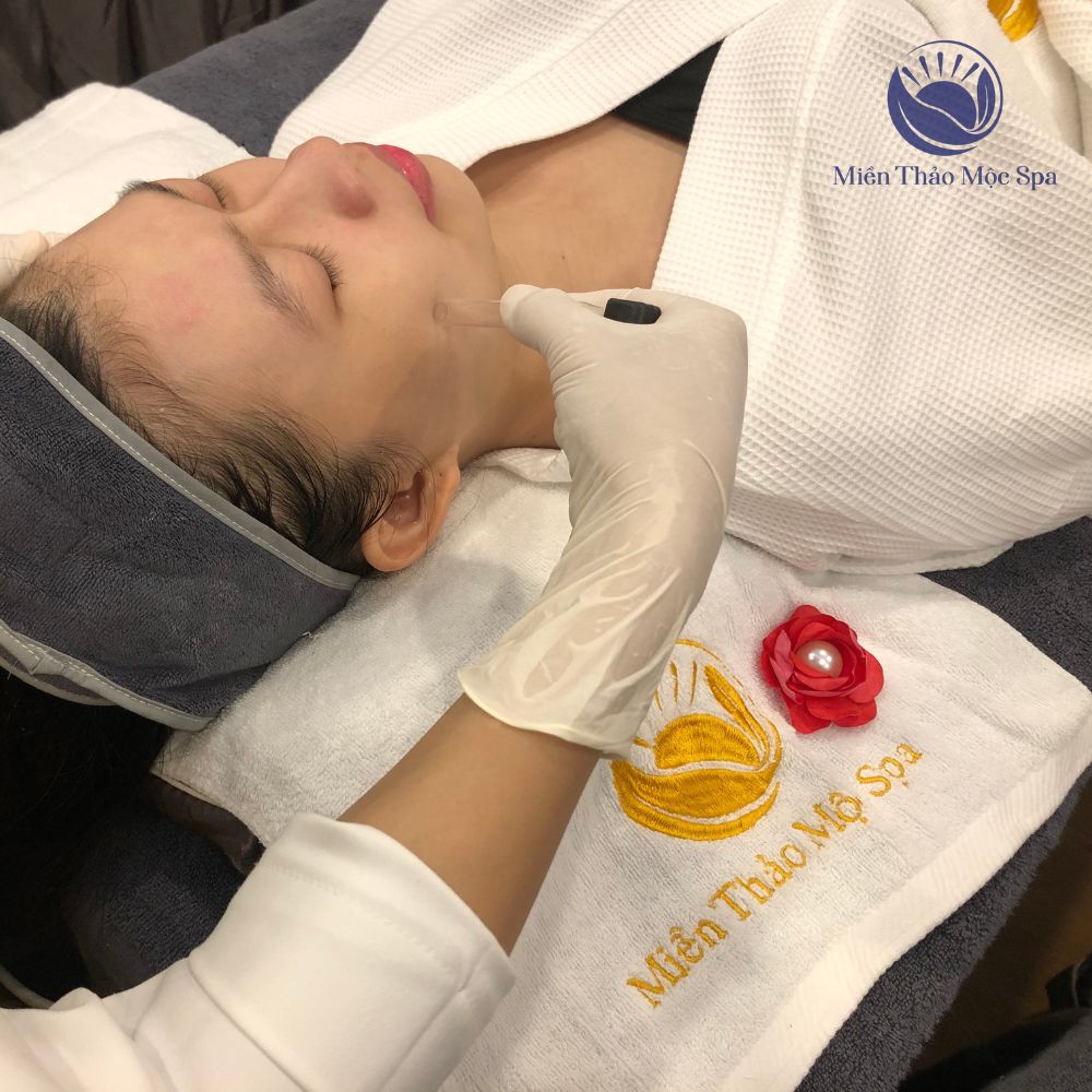 mien-thao-moc-spa-lieu-trinh-meso-tre-hoa-cang-bong-da-tri-nam