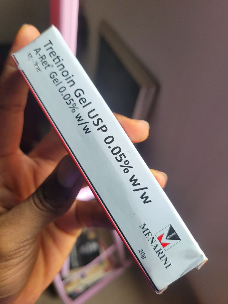Dung-Tretinoin-Bi-Day-Mun-Binh-Thuong-Hay-Nguy-Hiem--2.jpg