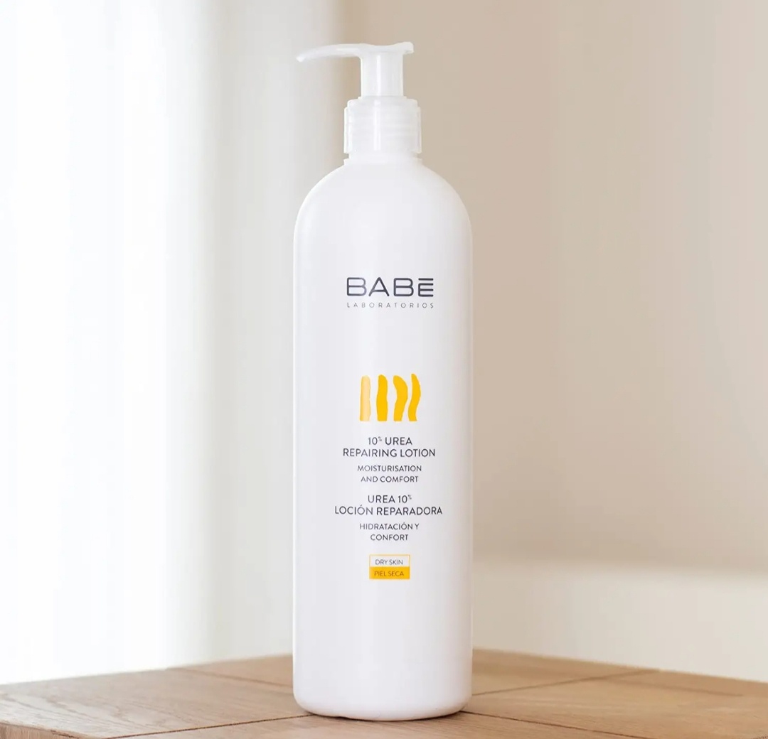 Kem dưỡng ẩm Babe toàn thân cho da khô Babe 10% Urea Repairing Lotion