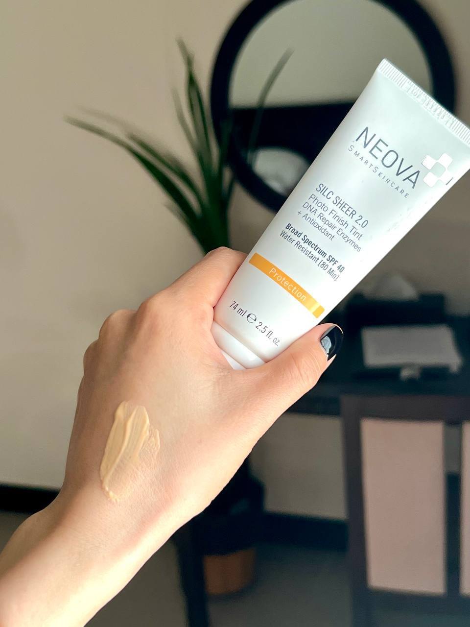 Kem chống nắng bảo vệ da tối ưu Neova SPF 40 DNA Damage Control Silc Sheer 2.0 74ml