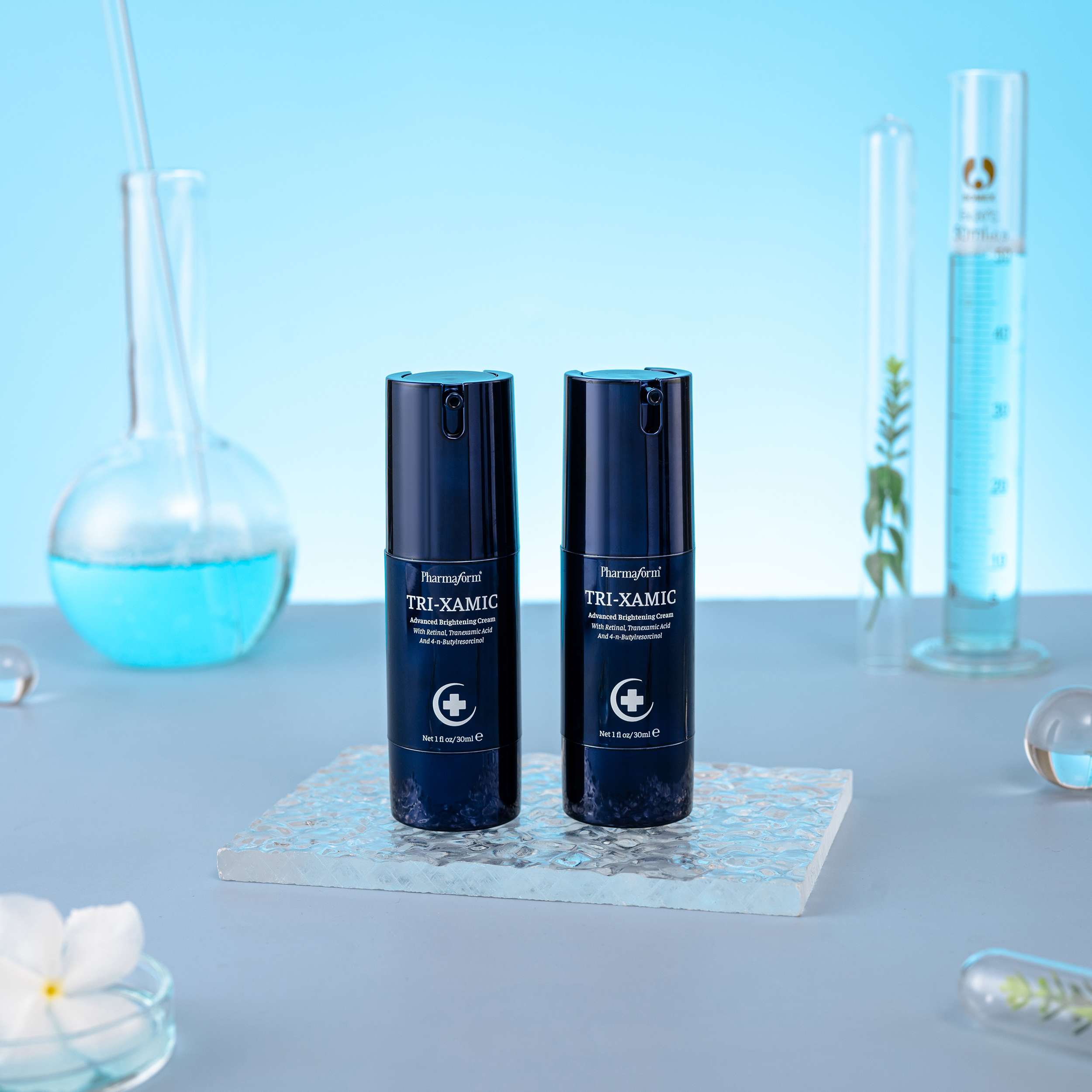 Kem dưỡng hỗ trợ trẻ hoá làm mờ thâm nám Pharmaform Tri-Xamic Cream