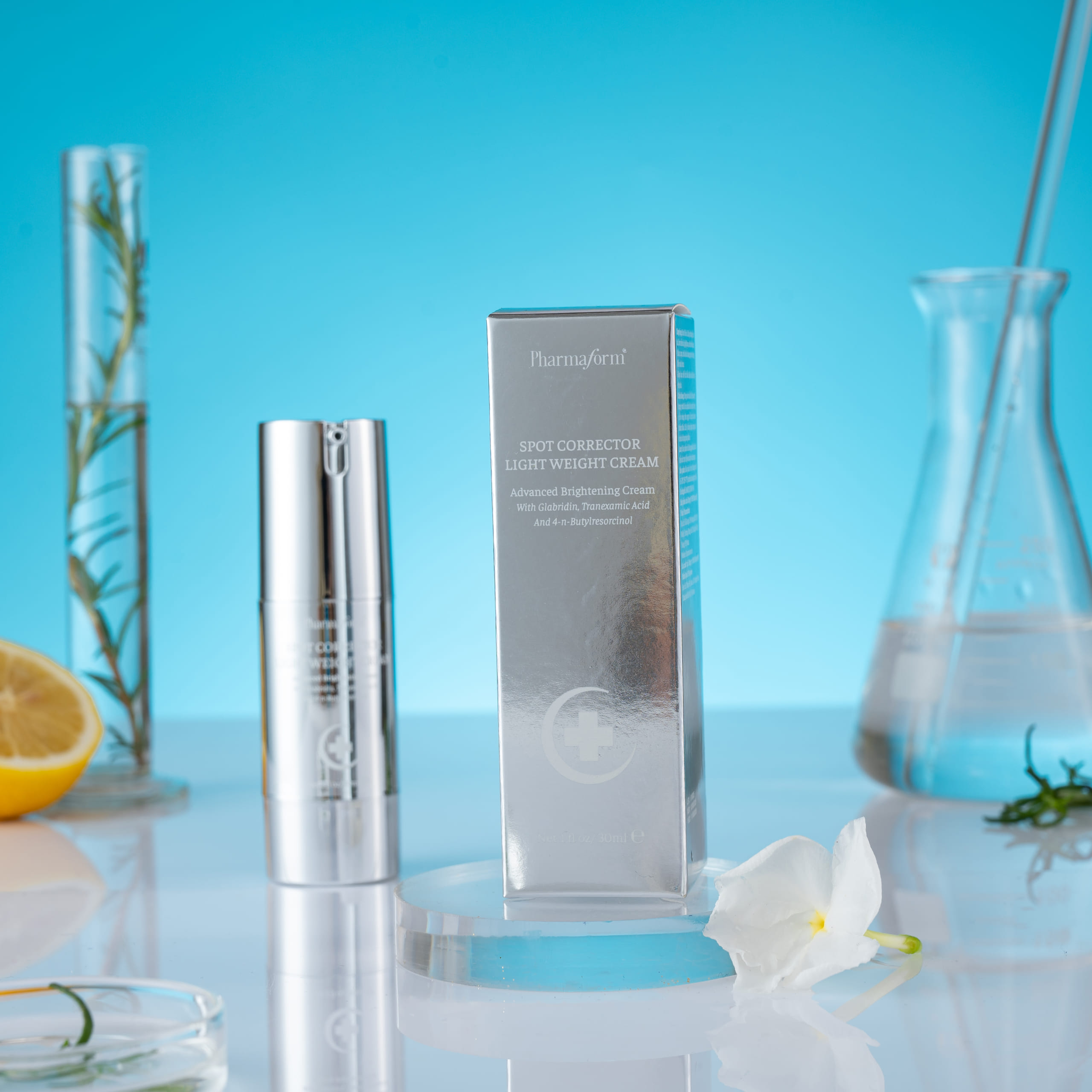 Kem dưỡng giảm thâm nám làm sáng da chuyên sâu Pharmaform Spot Corrector cream 30ml