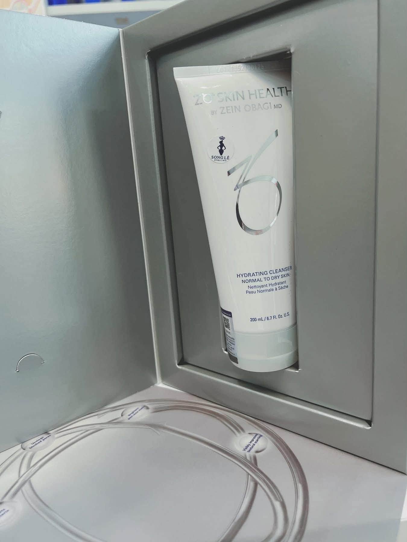 Sữa rửa mặt cho da khô da nhạy cảm Zo Skin Health HYDRATING CLEANSER