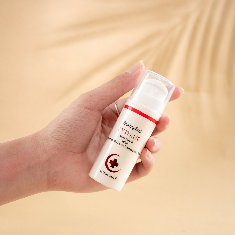 Kem cải thiện các tình trạng nám, tàn nhang, đốm nâu nhanh chóng Pharmaform Cystane Mela Cream (6).png