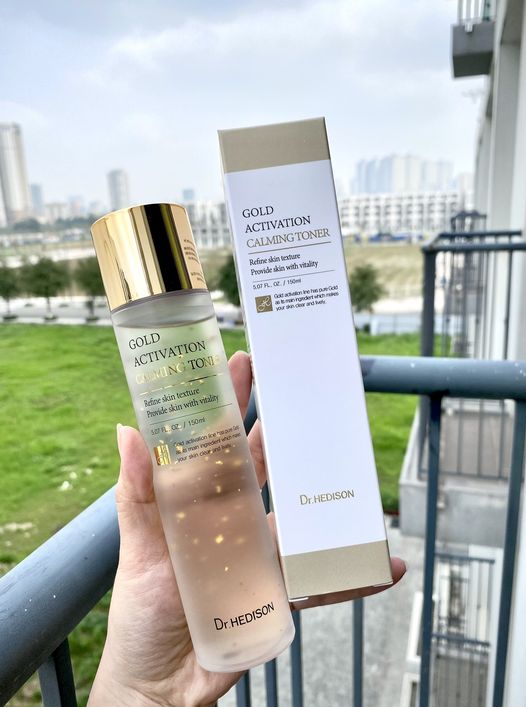Nuoc-hoa-hong-tinh-chat-vang-Dr-Hedison-Gold-Activation-Calming-Toner-150ml-500ml-_Nước hoa hồng tinh chất vàng Dr.Hedison Gold Activation Calming Toner (150ml-500ml) 3.jpg
