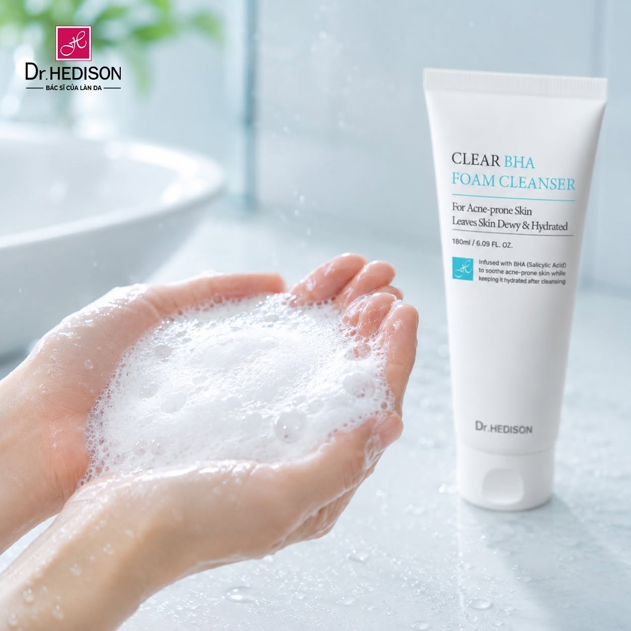Sữa rửa mặt dạng bọt làm sạch sâu, hỗ trợ giảm dầu nhờn Dr.HEDISON Clear BHA Foaming Cleanser 4.jpg