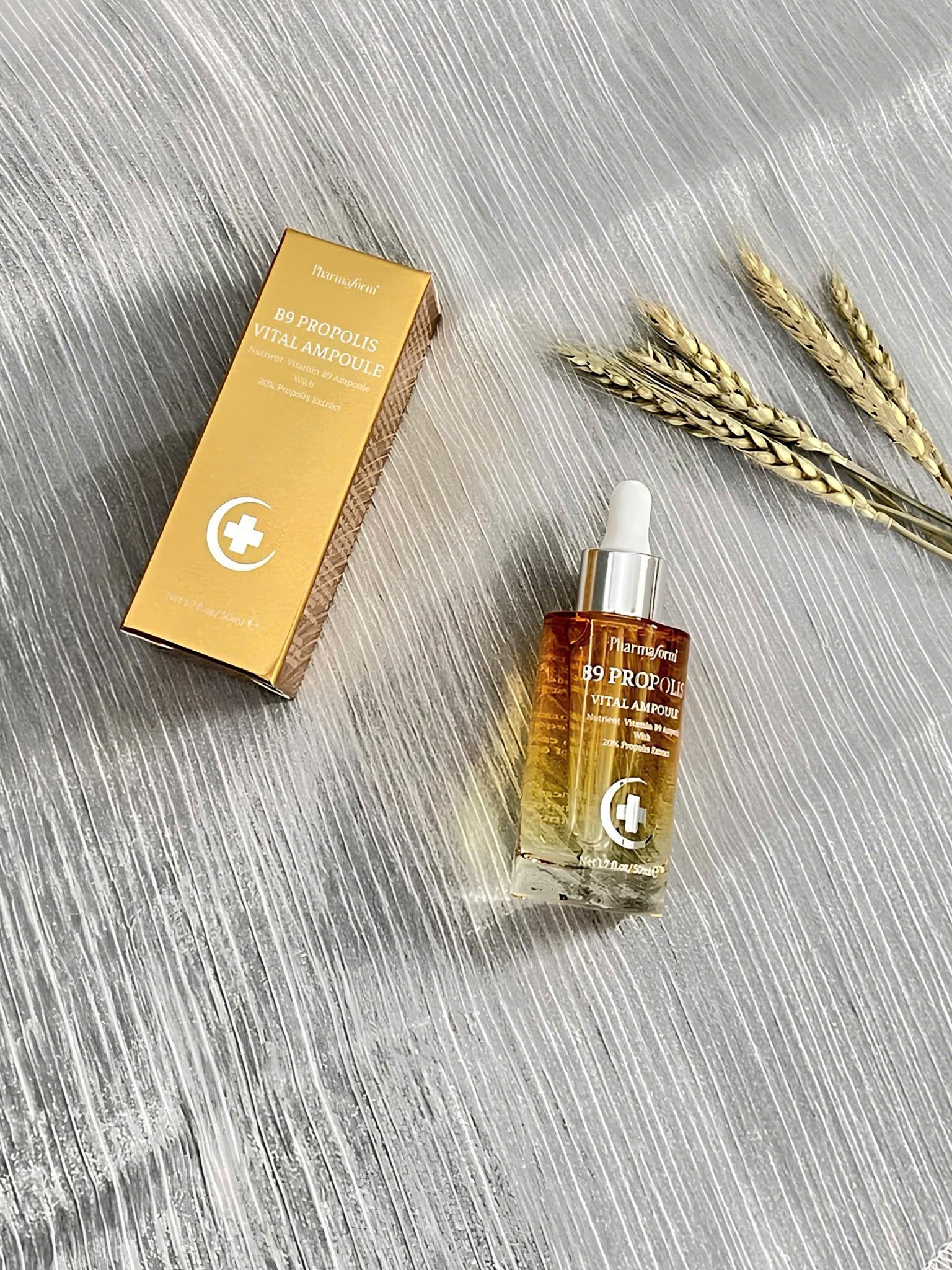 Tinh Chất Pharmaform B9 Propolis Vital Ampoule làm dịu da, ngừa lão hóa da 50ml.jpg