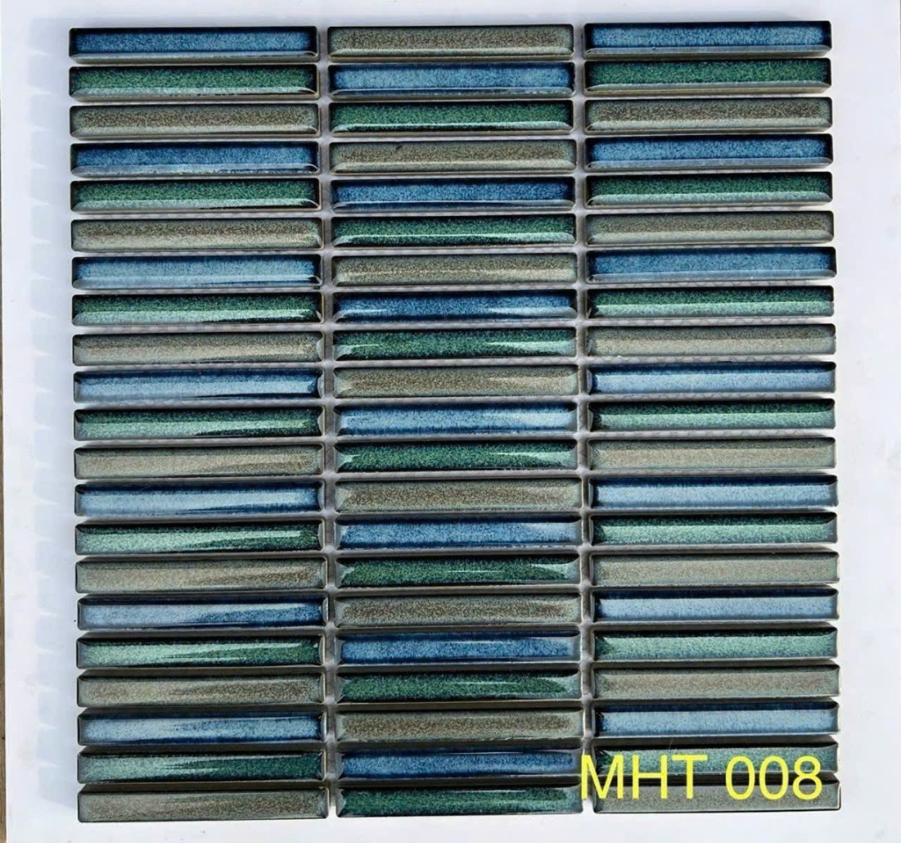 Gạch Kitkat Mix 3 Màu MHT008