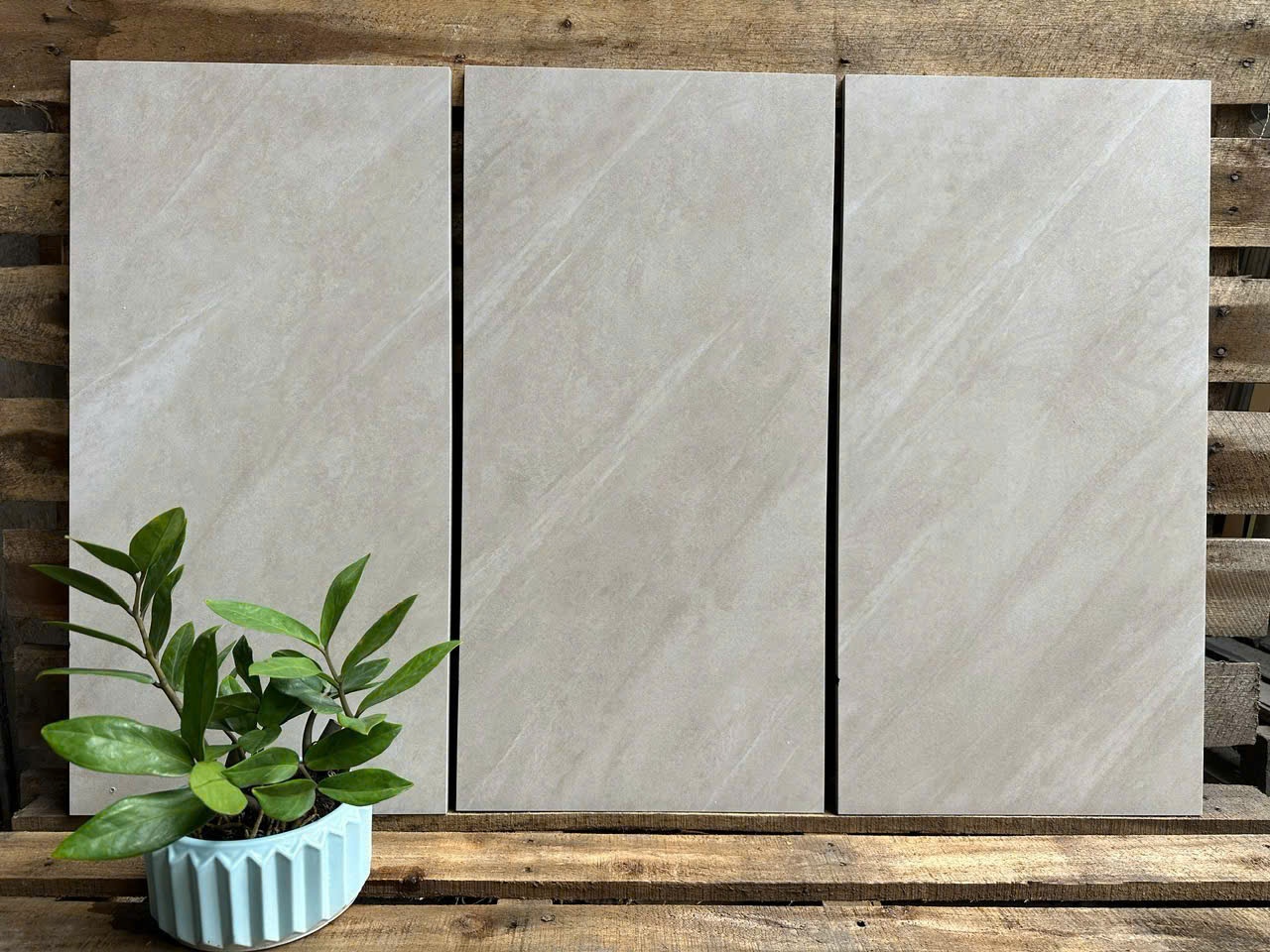 Gạch Nhà Vệ Sinh Vân Nhiều KHT01A