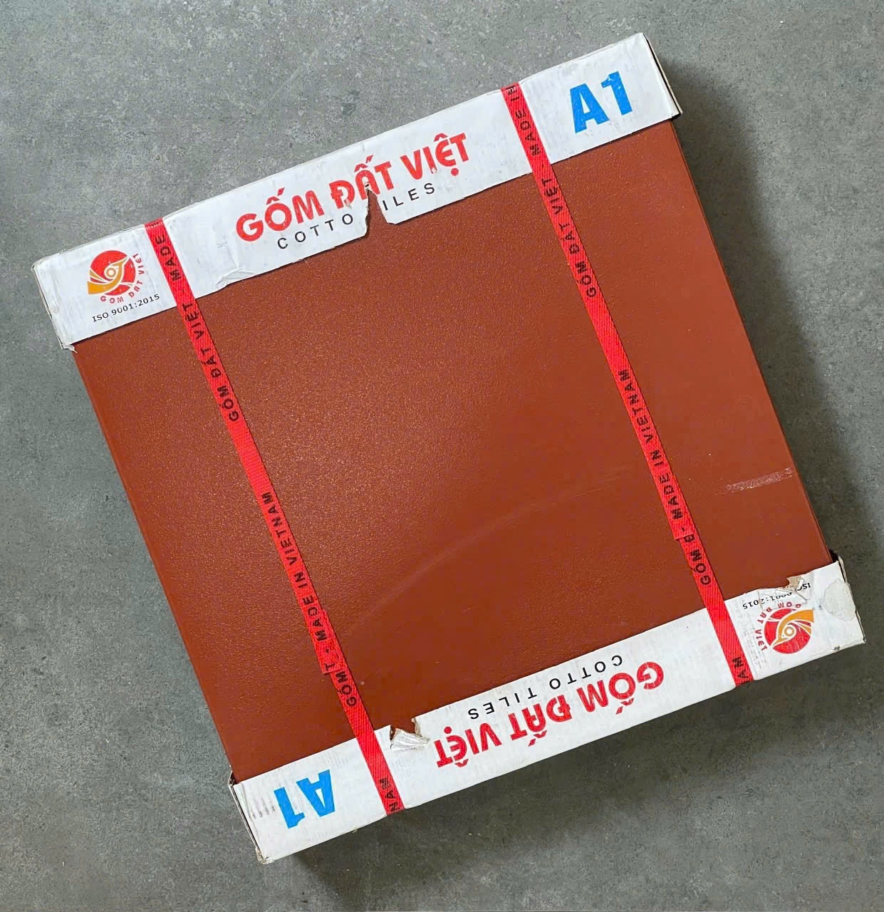 Gốm Đất Việt 40x40 Tráng Men