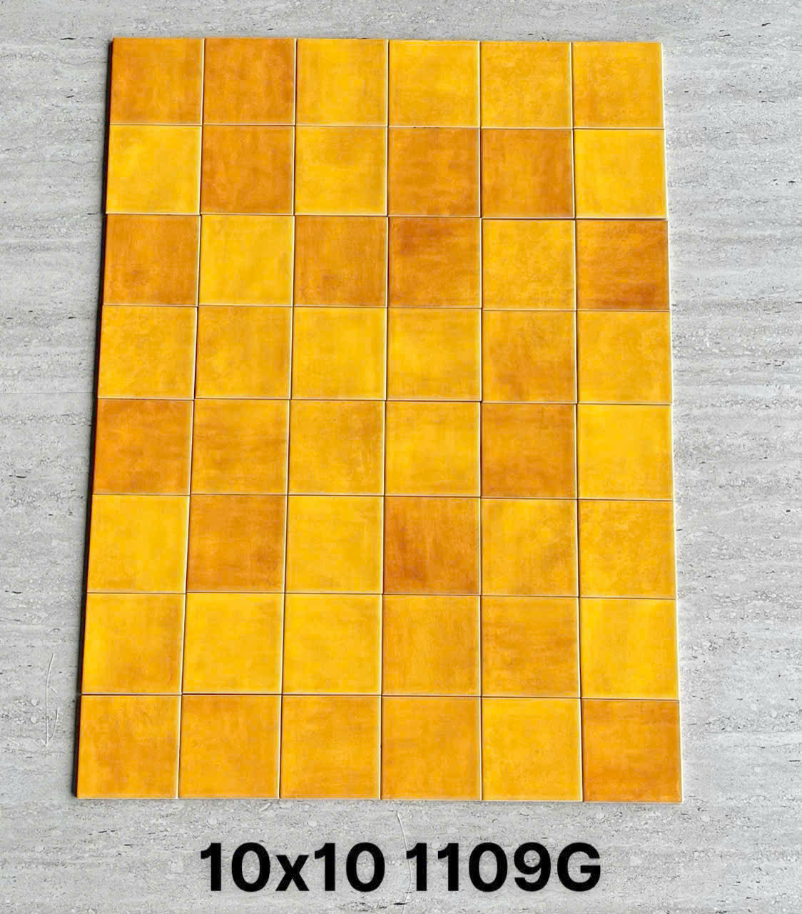 Gạch Thẻ Bóng 10x10 cm Màu Vàng Loang Màu