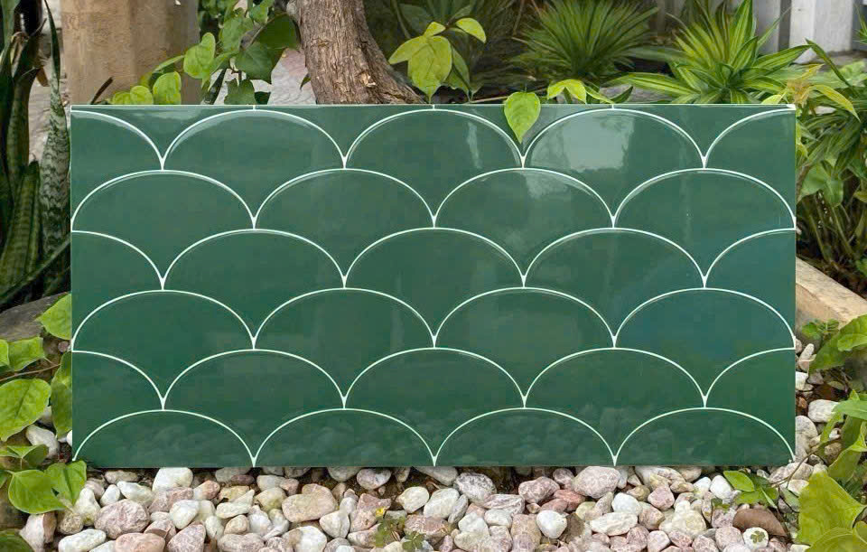 Gạch Vảy Cá Bóng Màu Xanh Lá 30x60 cm