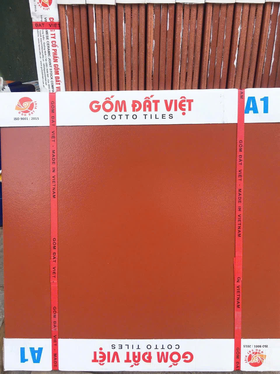 Gom-Dat-Viet-40x40-Trang-Men_Gốm Đất Việt tráng men 40.jpg