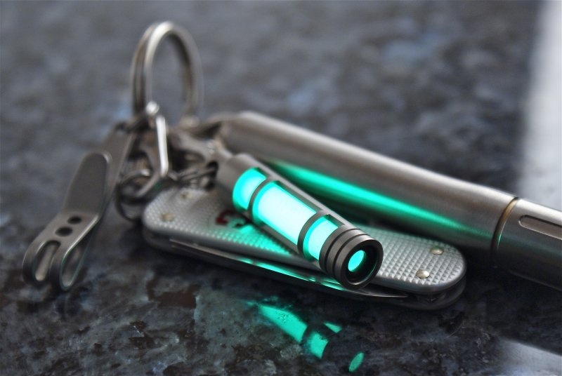 TEC - Glow Fob Stainless Steel TEC-S3 - Vỏ Thép không gỉ và Phát sáng dạ quang