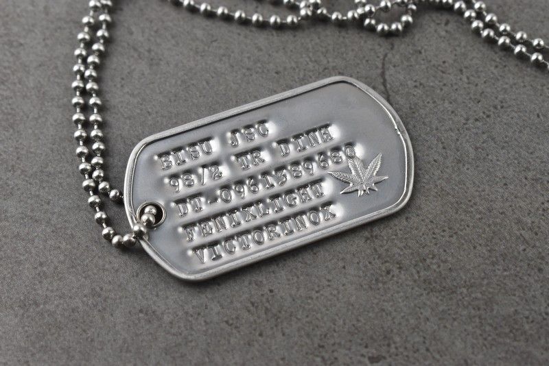 Thẻ DogTag - (01) Thẻ mờ có hình LÁ CỎ WEED (Không kèm dây bi)