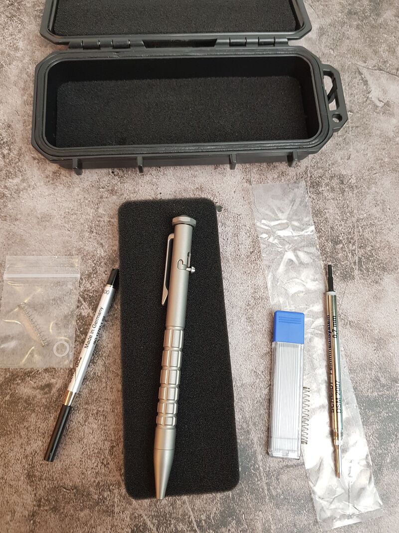 Bút Titanium Tacray TRPP2L1 (ruột bi + ruột chì kim)