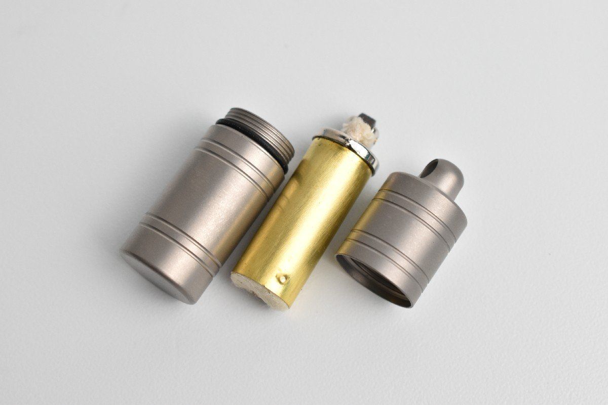 EDC - Bật lửa nhộng Titanium Lighter T37 50*15mm (kèm đá và bấc)