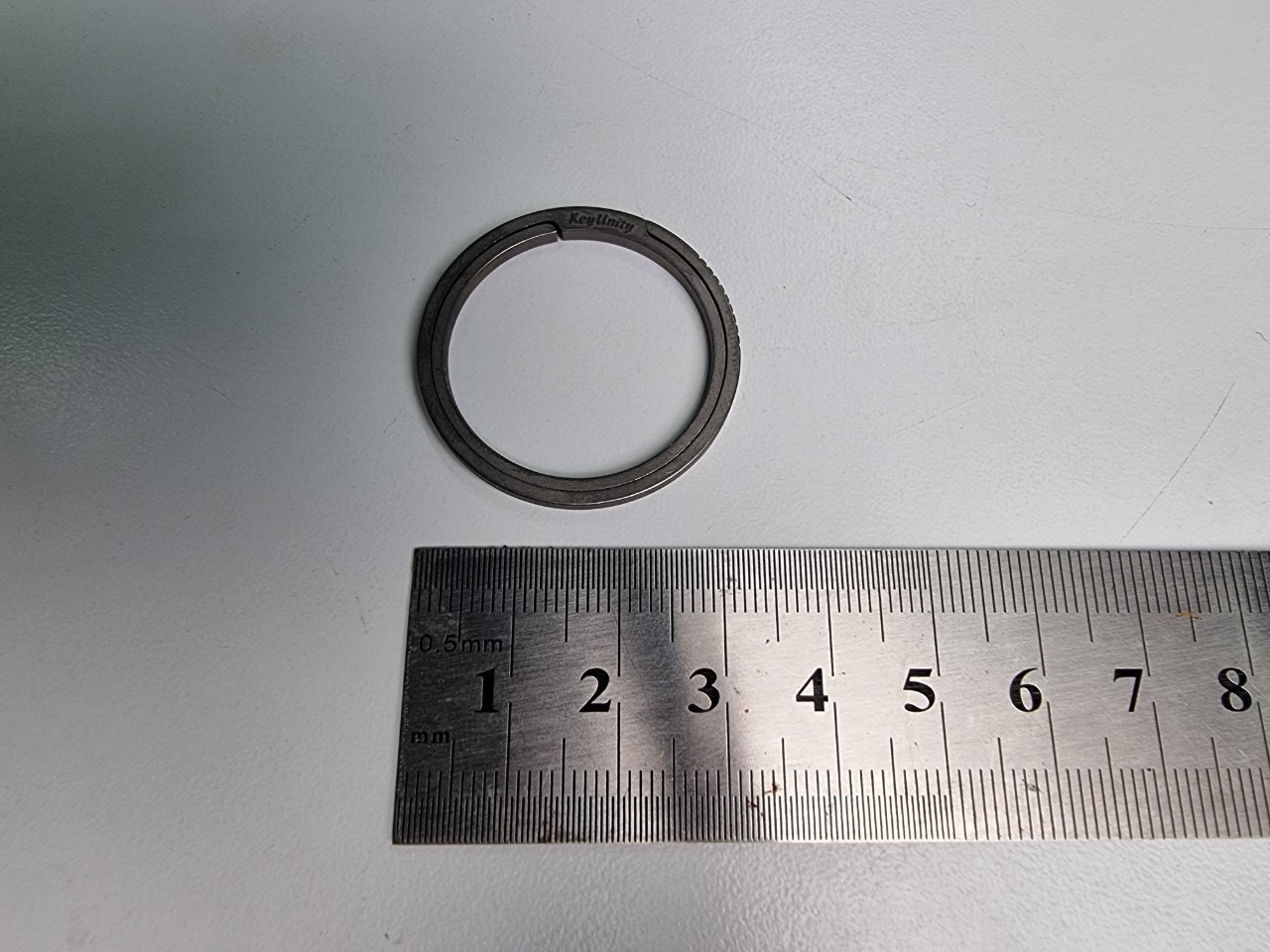 KeyUnity - KA12 RING TITANIUM  ( L )