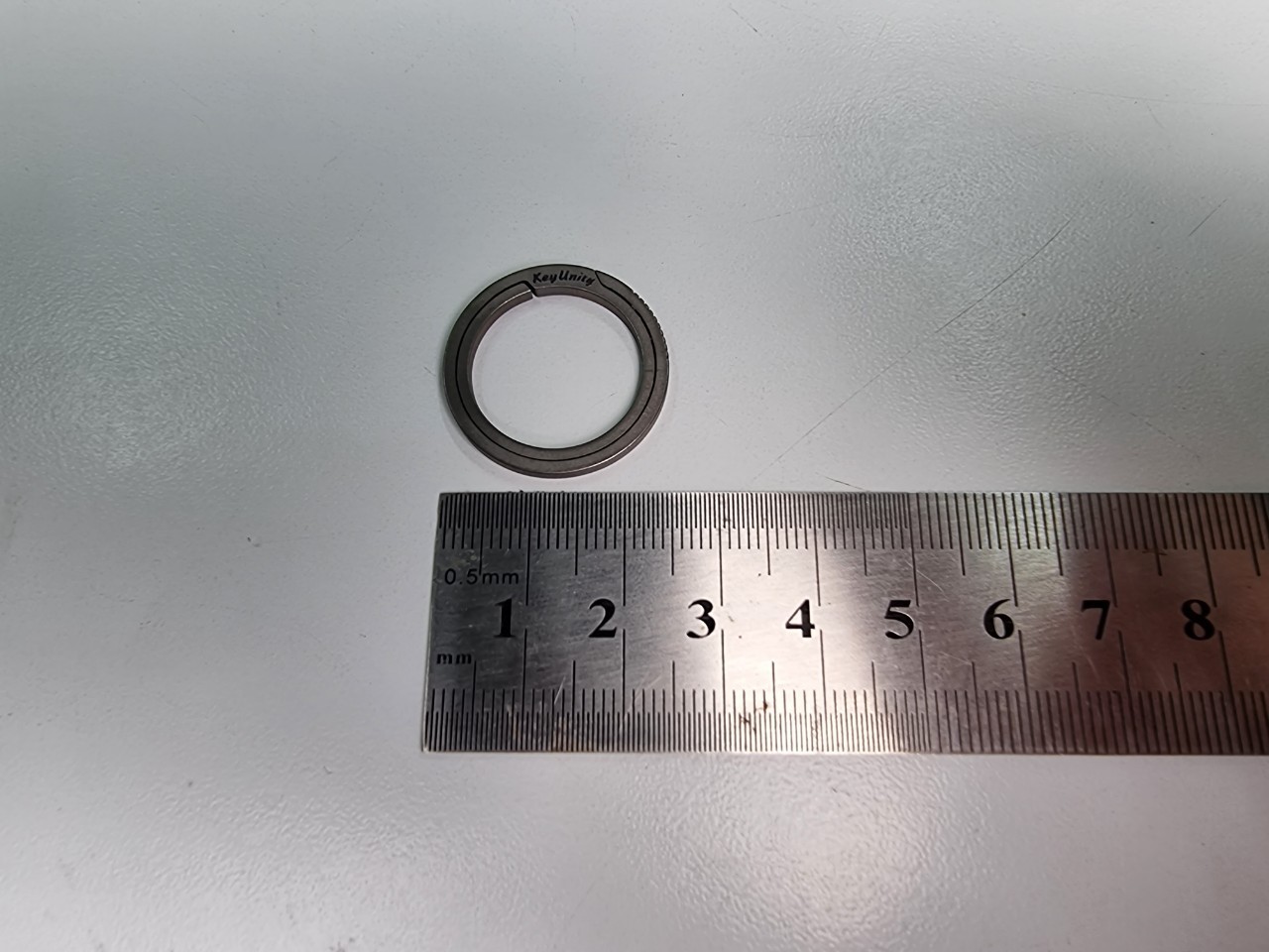 KeyUnity - KA12 RING TITANIUM  ( M )