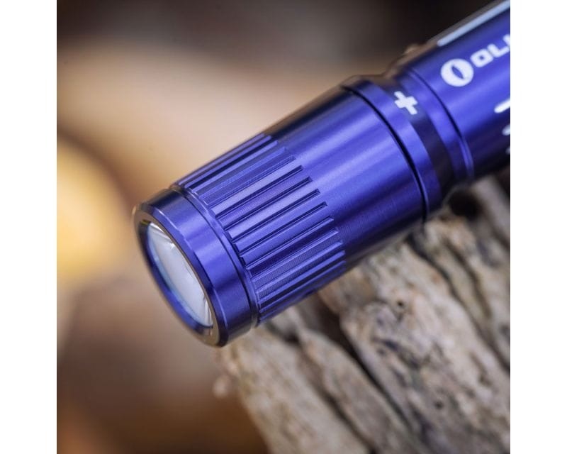 Đèn pin móc khóa OLIGHT I3E EOS (90 Lumens) - màu Regal blue