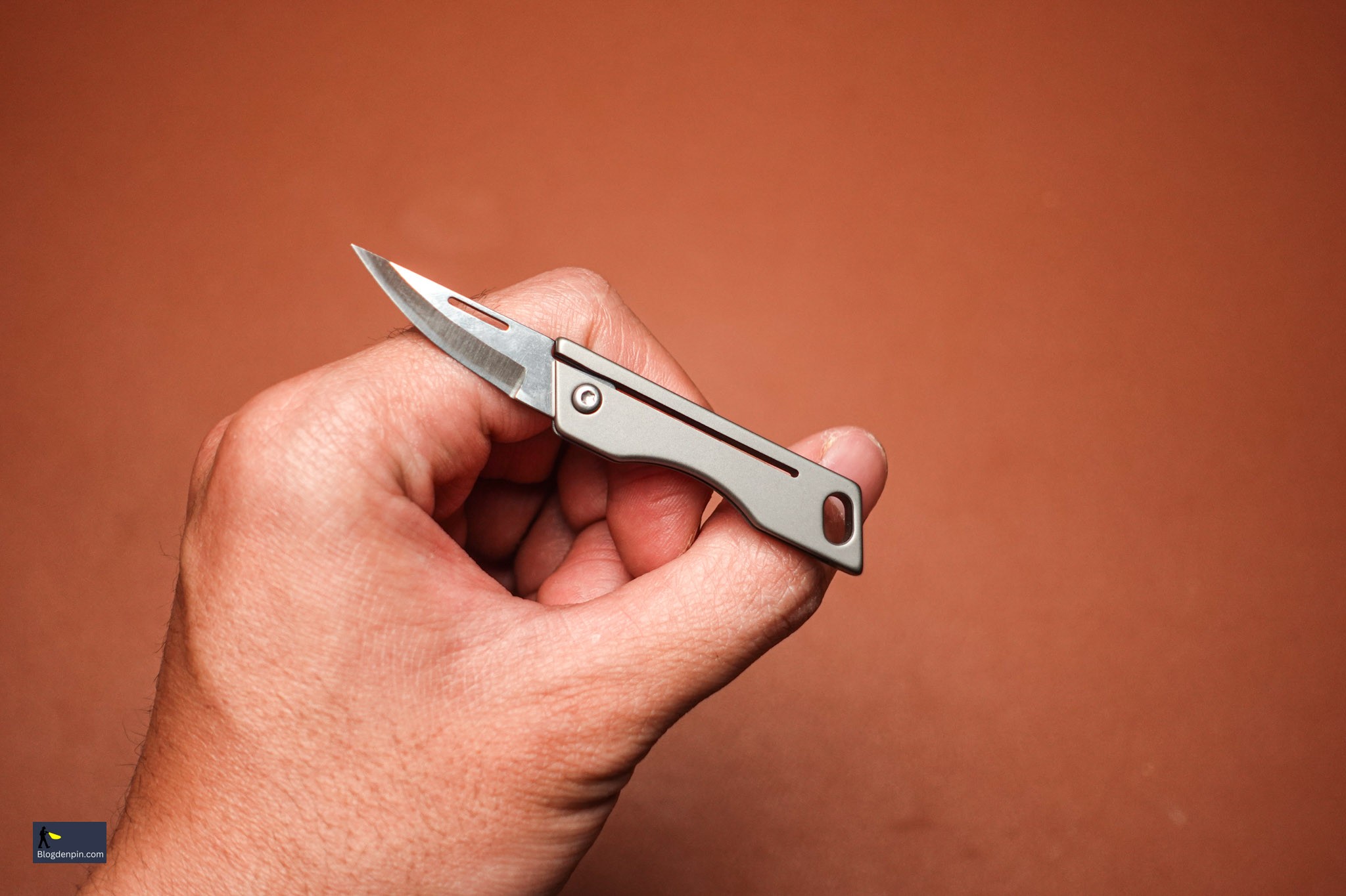 Dao Titanium treo móc khoá - TX38