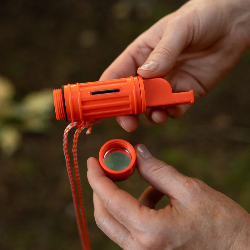 Dụng cụ sinh tồn Coghlan's Survival Aid