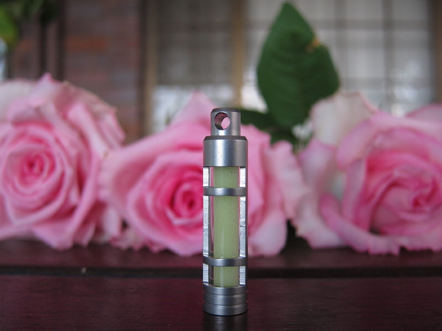 //pos.nvncdn.com/store/7475/psCT/20150825/1901712/Glow_Fob_Stainless_Steel___Vo_Thep_khong_gi___Phat_sang_da_quang_(71mdiyvbfql__sl1500_).jpg