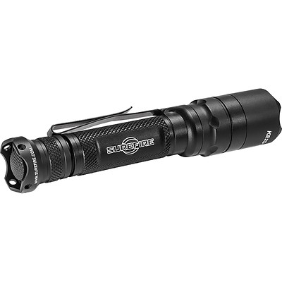 Đèn pin tác chiến SUREFIRE E2D Defender (1000 Lumens)