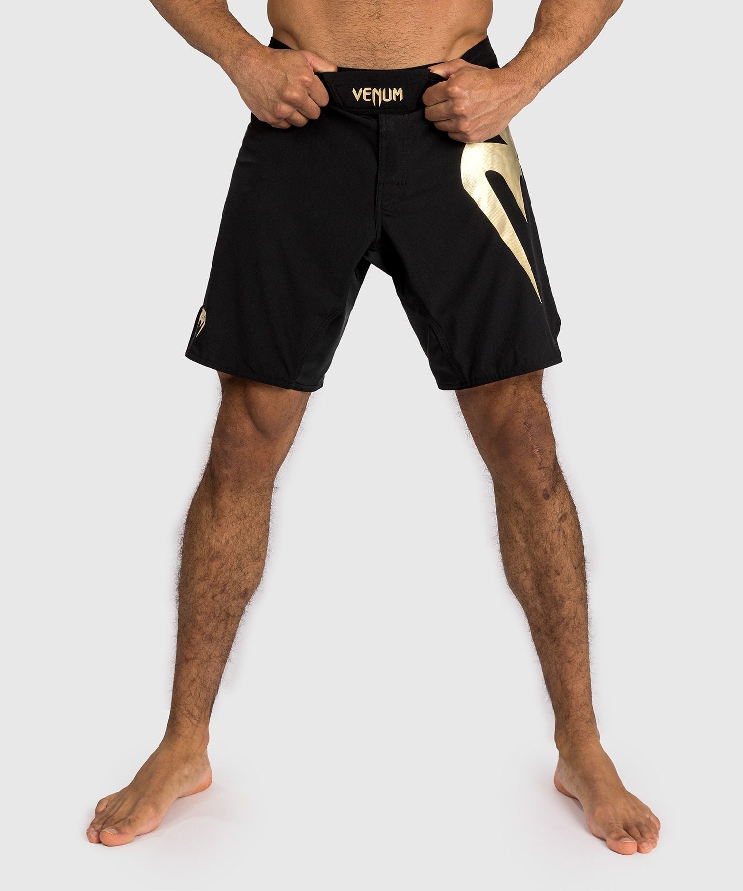 QUẦN THI ĐẤU VENUM LIGHT 5.0 FIGHT SHORTS - BLACK/GOLD