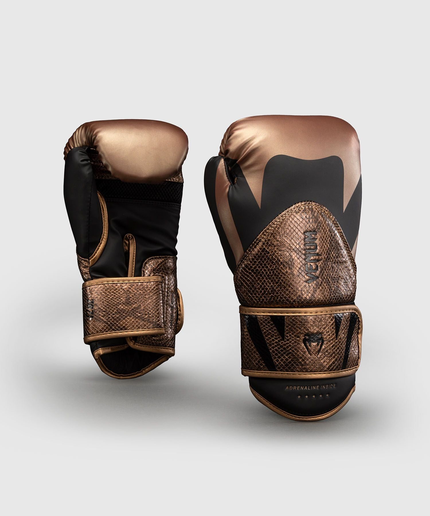 GĂNG TAY VENUM CHALLENGER 4.0 SCALES BOXING GLOVES - BROWN/BLACK
