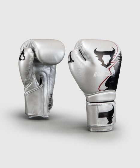GĂNG TAY RINGHORNS CHARGER BY VENUM BOXING GLOVES - SILVER/BLACK