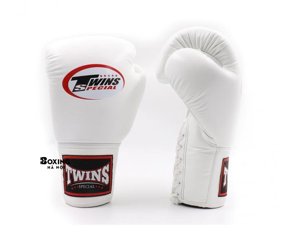 GĂNG TAY BOXING TWINS SPECIAL GLOVES LACE - UP - WHITE