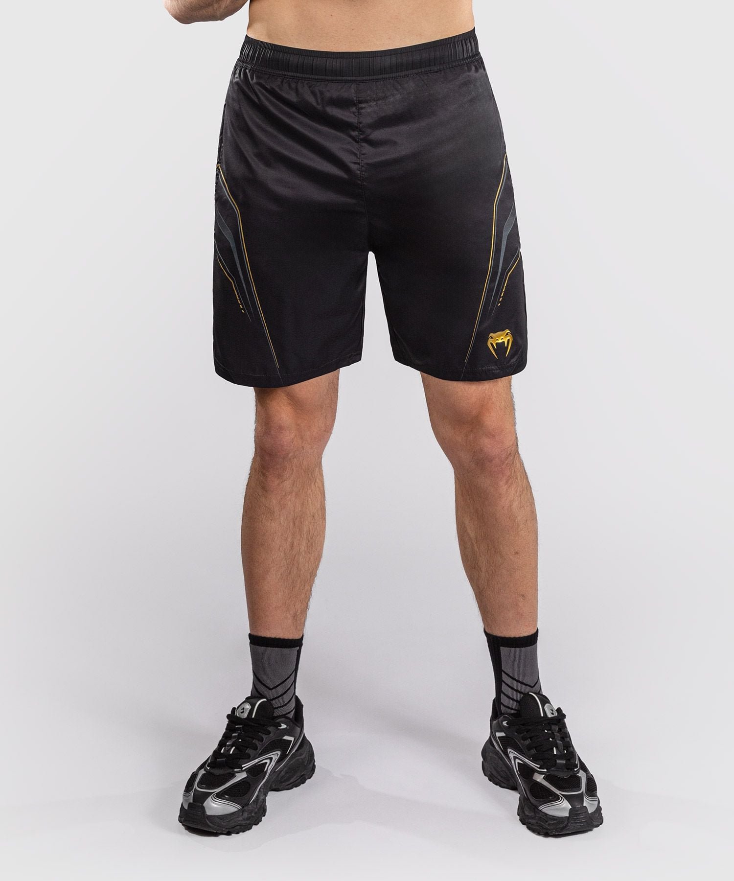 QUẦN VENUM STREAMLINE TRAINING SHORT – BLACK/GOLD