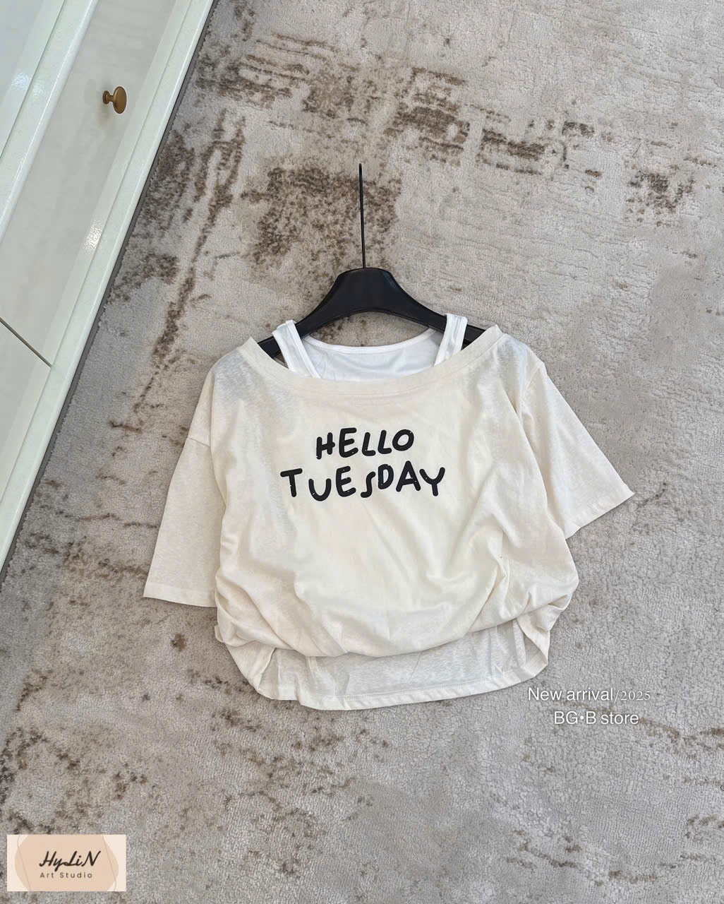 ÁO HELLO TUESDAY