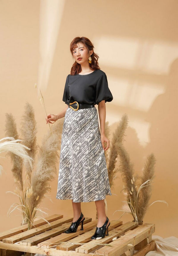 Chân váy chữ A công sở phối túi CV03-21 | Thời trang công sở K&K Fashion