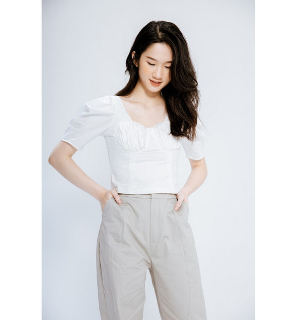 Áo croptop nhún ngực cổ U