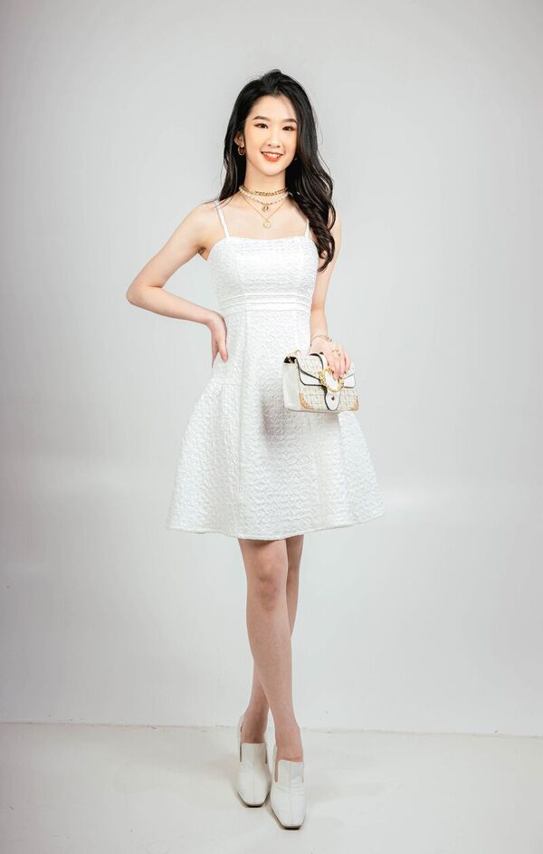 Đầm xòe trắng công chúa, áo lông vũ VBY109 - Thời Trang Thiết Kế Beyos, nơi  cung cấp váy, đầm thiết kế chính hãng BEYOs … | Thời trang, Thời trang nữ,